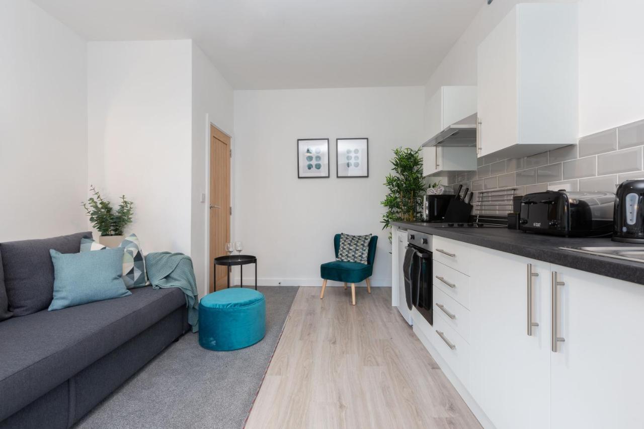 Charles Alexander Short Stay - Charnley House Apartments Blackpool Bagian luar foto