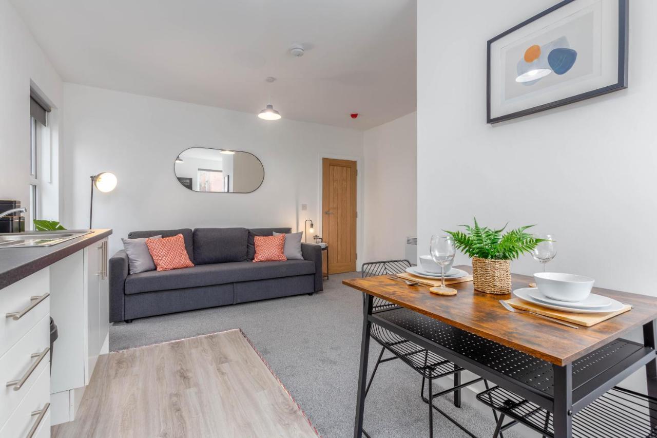 Charles Alexander Short Stay - Charnley House Apartments Blackpool Bagian luar foto