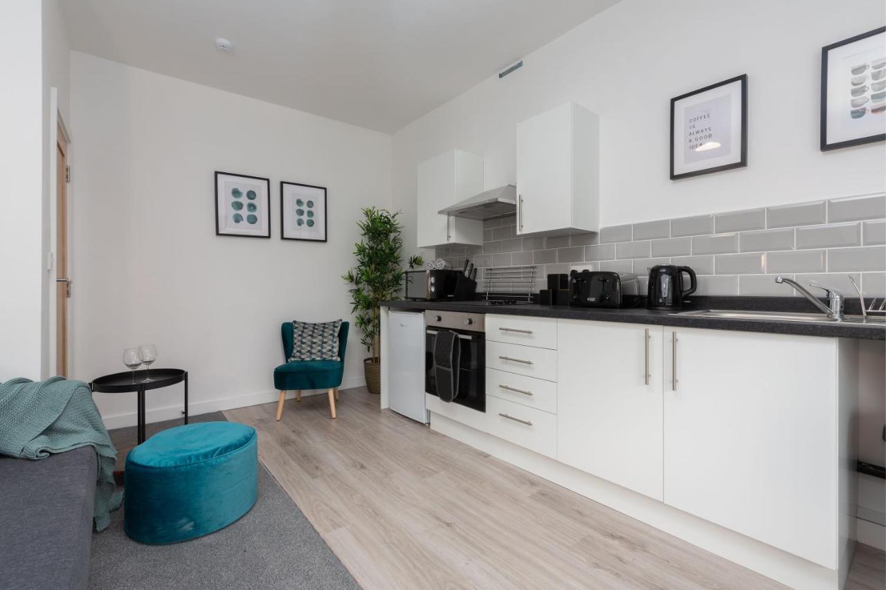 Charles Alexander Short Stay - Charnley House Apartments Blackpool Bagian luar foto