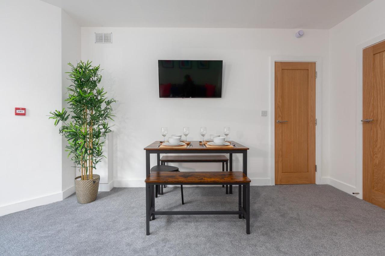 Charles Alexander Short Stay - Charnley House Apartments Blackpool Bagian luar foto