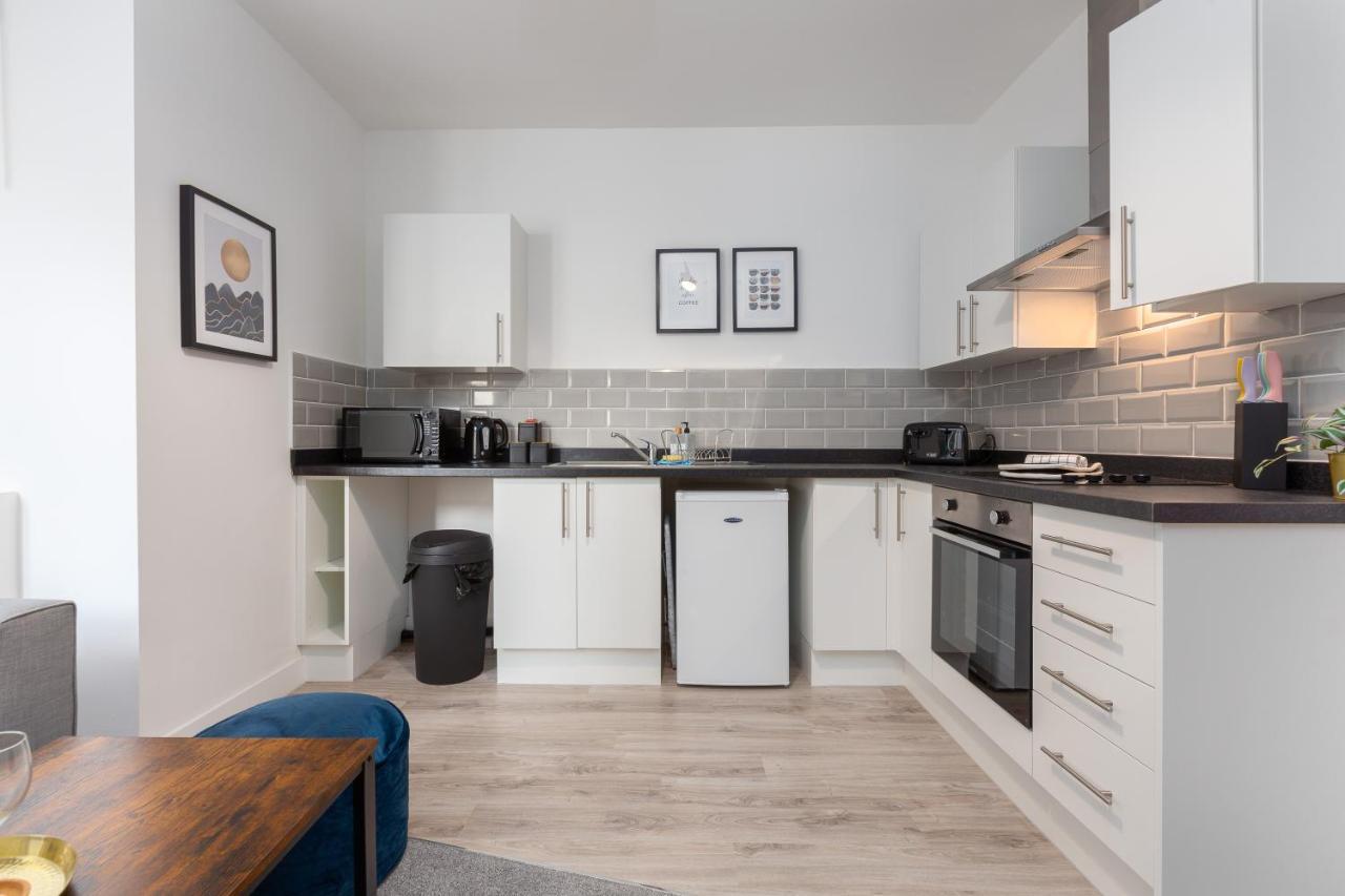 Charles Alexander Short Stay - Charnley House Apartments Blackpool Bagian luar foto